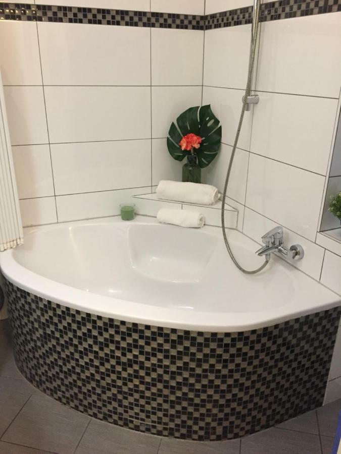 Schoenbrunn Apartment Wenen Buitenkant foto