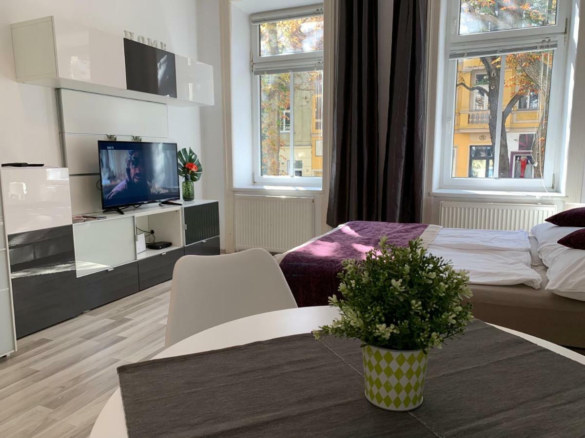 Schoenbrunn Apartment Wenen Buitenkant foto